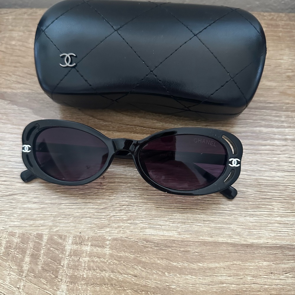 CHANEL Black Sunglasses with Quilted Case